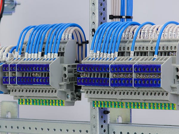 Resine-liquide-industria-elettromeccanica-bologna