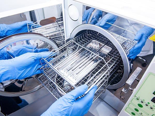 verniciatura-minuteria-elettromedicale-modena